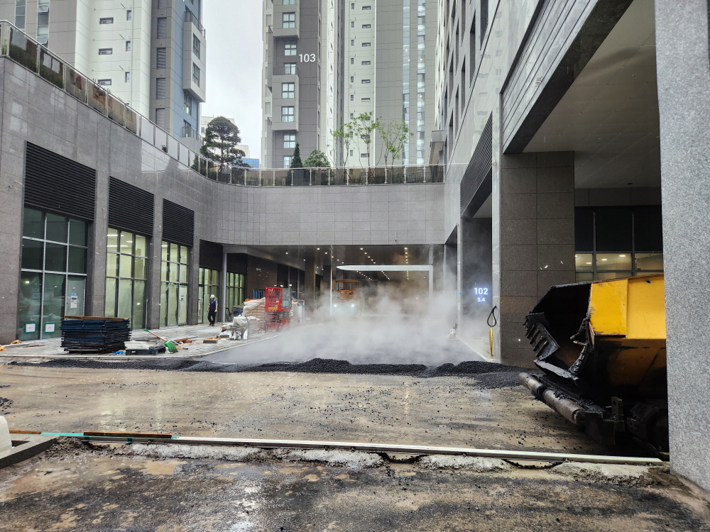 1948697120_fs6nqSJv_4e2cfda4fa707c2593145e4b44018e318a1389ba.jpg 이미지크게보기