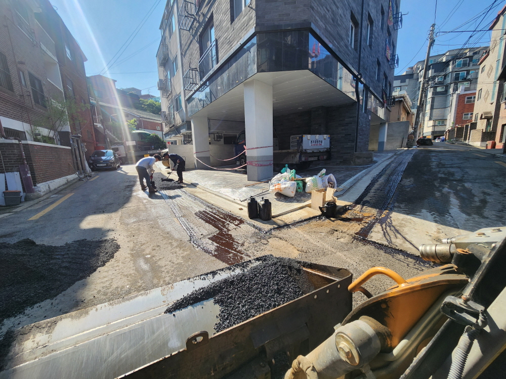 1948697120_tEQwK3eT_8bfbfc36dfcc5b412320bb34ff33d326c5b0ba80.jpg 이미지크게보기