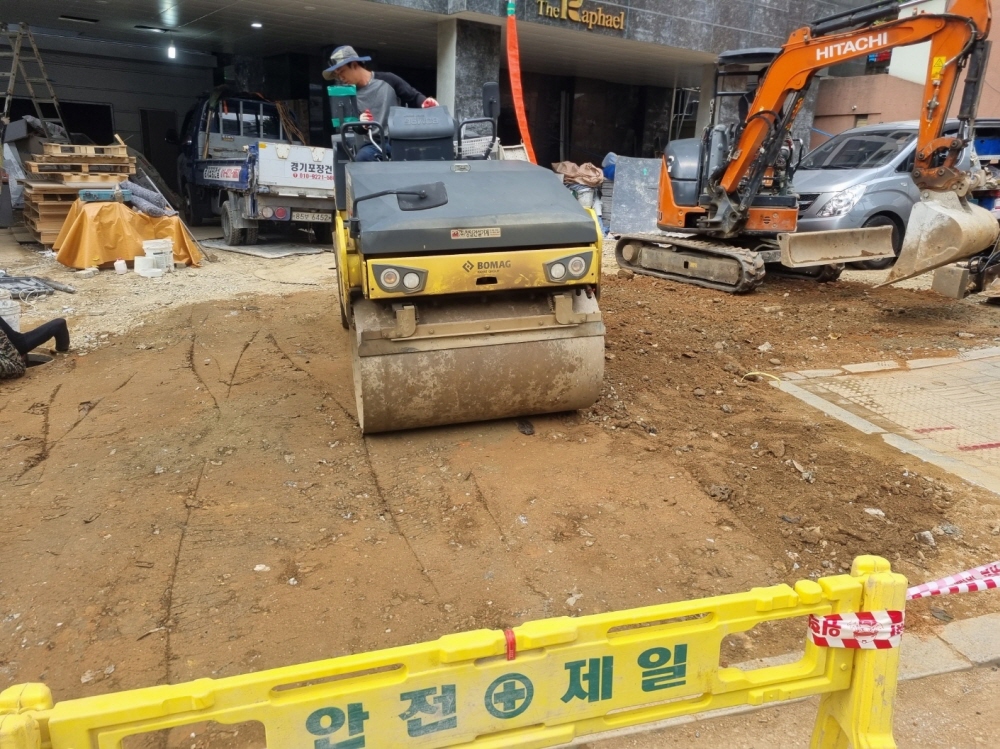 25087_copy_25091_1948697120_KMpj7oQw_6d1f492c081cf3eee3605b61051ec128bacdf481.jpg 이미지크게보기